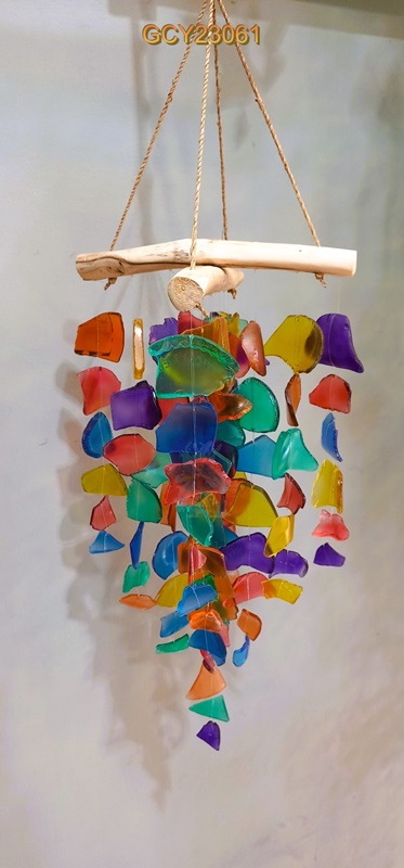 balihandicrafts.com - GCY23061 Glass Chime on wooden hanger